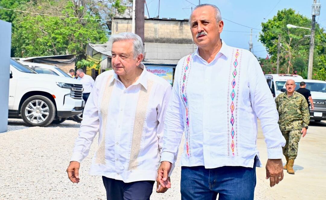 Presidente Andrés Manuel López Obrador acompañado del gobernador de Tabasco Carlos Manuel Merino. Foto: Especial