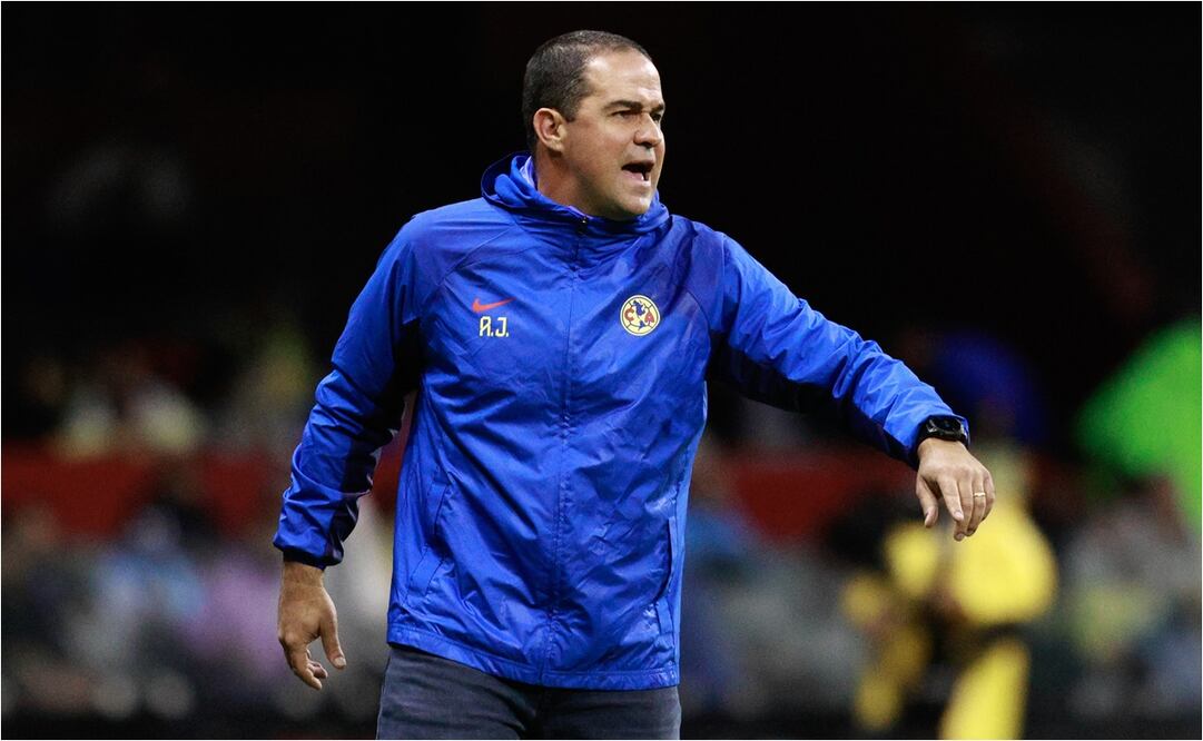 André Jardine en un partido con las Águilas del América. FOTO: IMAGO7