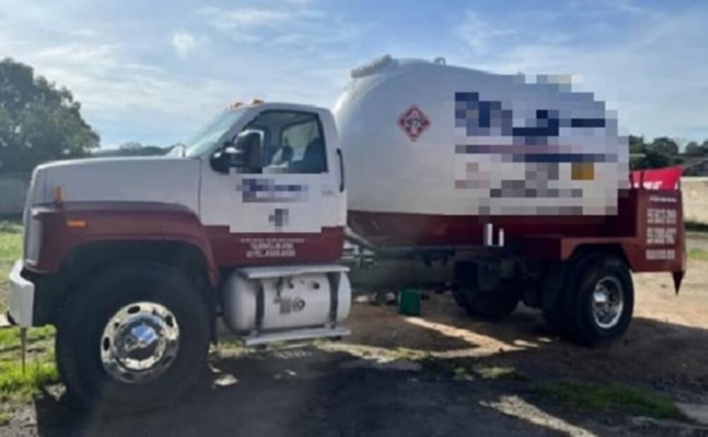 Aseguran gasera, equipo y combustible en Nicolás Romero 
