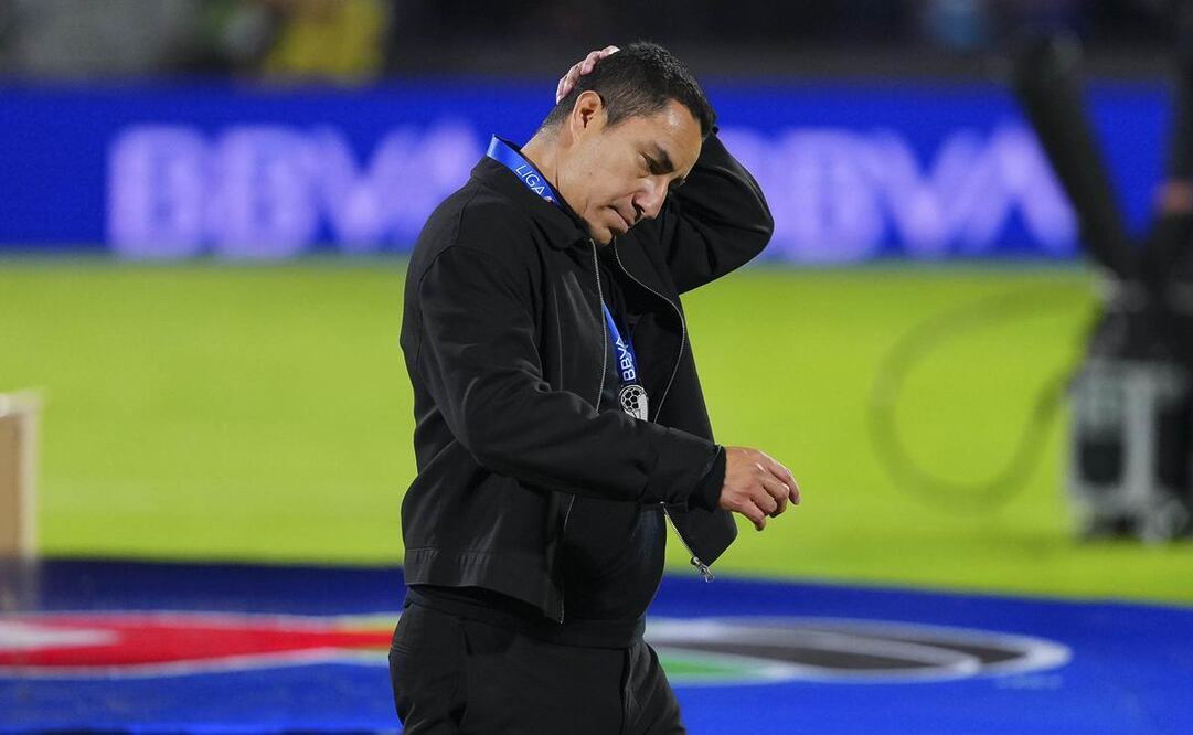 Pumas oficializa salida de Efraín Juárez / Foto: Imago7