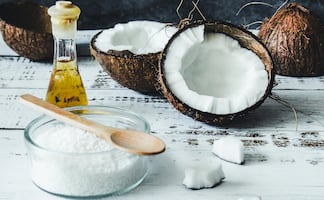 ¿Por qué recomiendan mezclar aceite de coco con bicarbonato?; descubre los beneficios