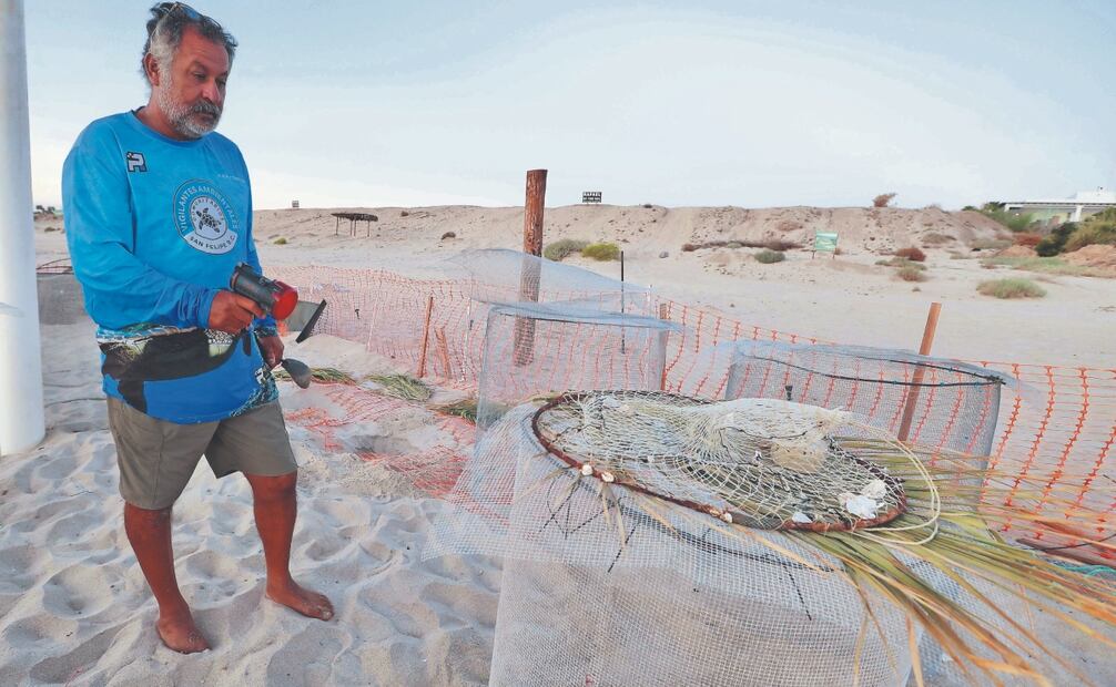 José Luis Galindo es un activista que eligió cambiar las noches y madrugadas de pesca por rondines de vigilancia. Fotos: de  Berenice Fregoso