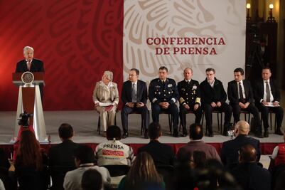 Denuncia AMLO por lavado de dinero a empresas relacionadas con el PRI y gobierno de Peña Nieto