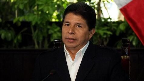 Congreso de Perú avanza en moción para inhabilitar al expresidente Pedro Castillo; sería por 10 años