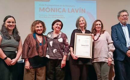 “El peligro de la historia única es fuerte”: Mónica Lavín