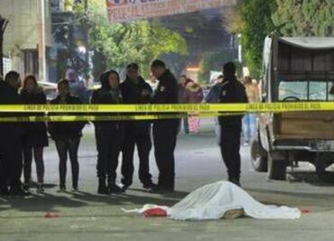 Balacera cerca de bazar navideño en Ecatepec deja un hombre herido y un muerto