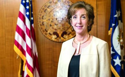 Roberta Jacobson condemns slaying of activist