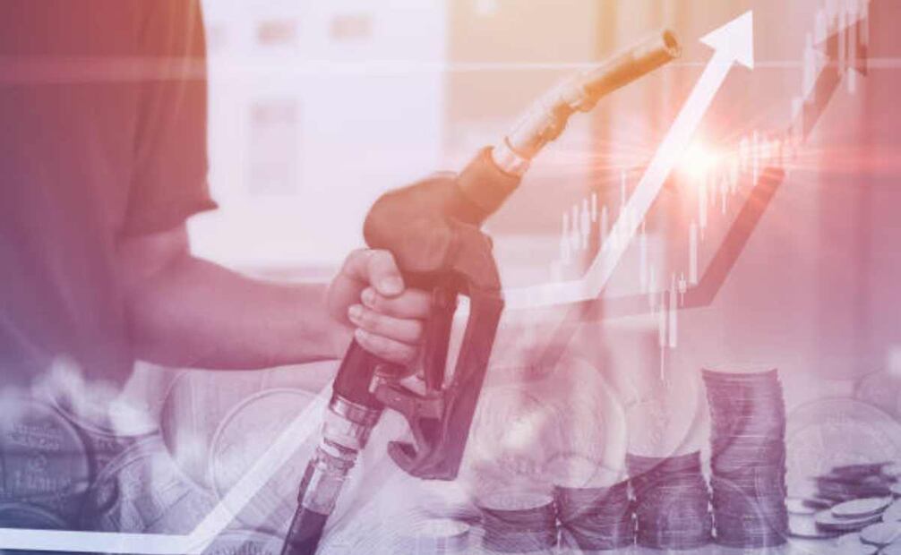 Verifica si puedes deducir gasolina. Foto: iStock