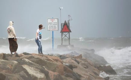 Dos muertos en EU por paso de tormenta "Hermine" 
