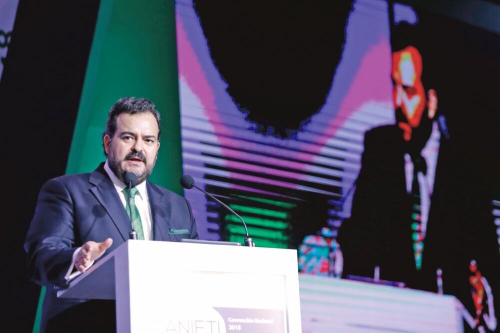 Mario de la Cruz, presidente nacional de la Canieti, en la inauguración de la convención anual de la cámara. Foto: IVÁN STEPHENS. EL UNIVERSAL