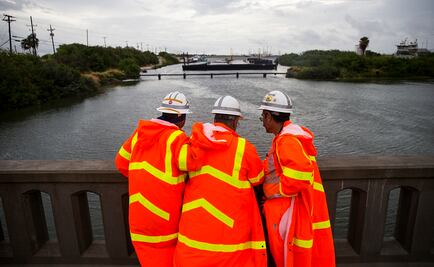 El poderoso huracán "Harvey" amenaza con inundar Texas