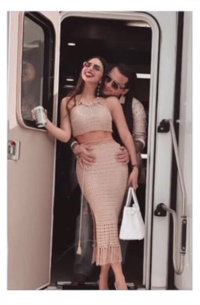 Ángela Aguilar admite que su primer año de casada con Christian Nodal fue maravilloso pero también muy cruel por el hate que recibió en redes sociales.