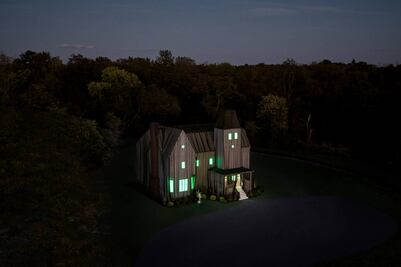 Conoce la casa embrujada de Beetlejuice en esta experiencia