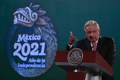 AMLO vaticina la desaparición de medios críticos