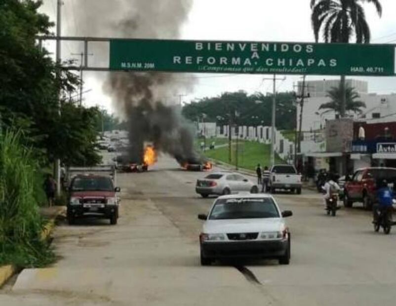 Transportistas se enfrentan por concesiones en Chiapas
