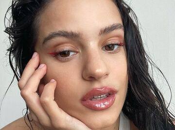 5 tips de la rutina de belleza y maquillaje de Rosalía que amarás