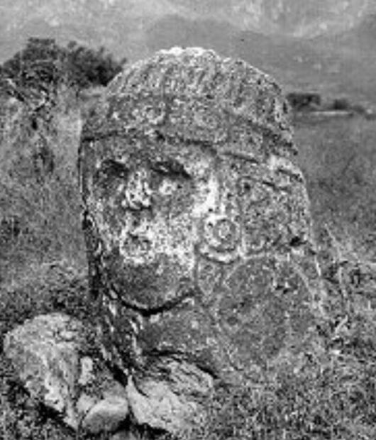 En 1930, exploradores descubrieron al ídolo de Tlaxmalac; así se trabajaba un hallazgo arqueológico antes de la existencia del INAH