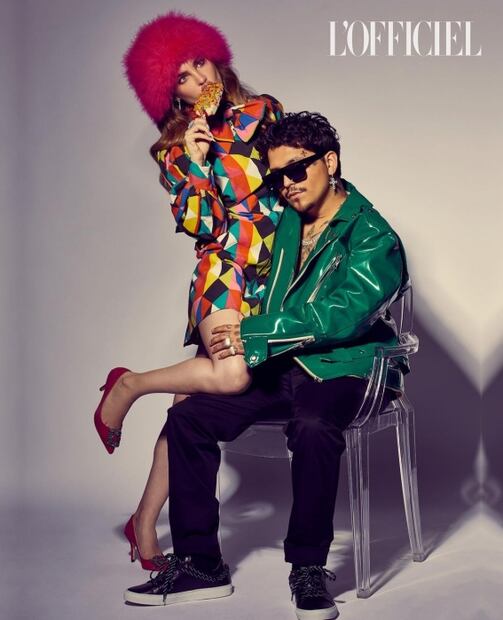 Belinda y Christian Nodal posan juntos para revista de moda internacional