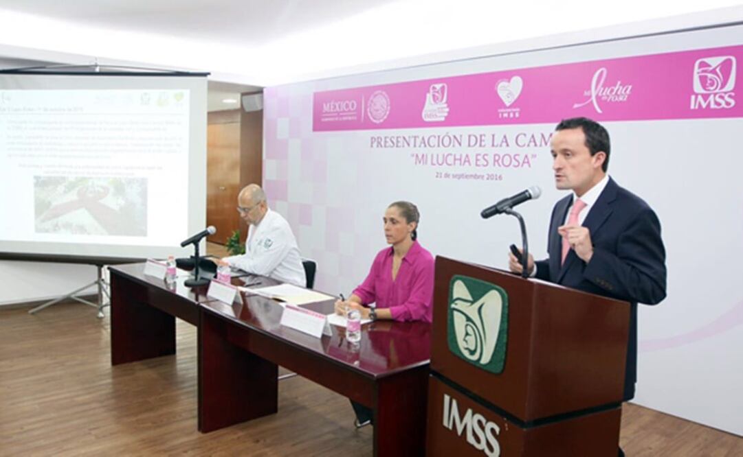 El director del IMSS, Mikel Arriola, presentó la campaña "Mi lucha es rosa" (Foto: IMSS)