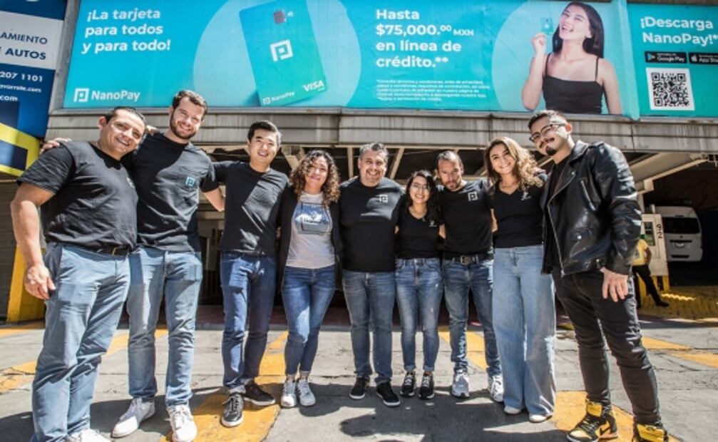 NanoPay, la tarjeta para todos y para todo, adopta jardineras en CDMX