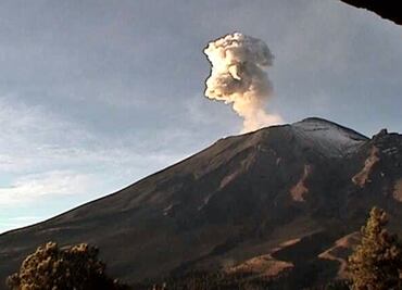 'Popo' registra 23 exhalaciones y 4 explosiones