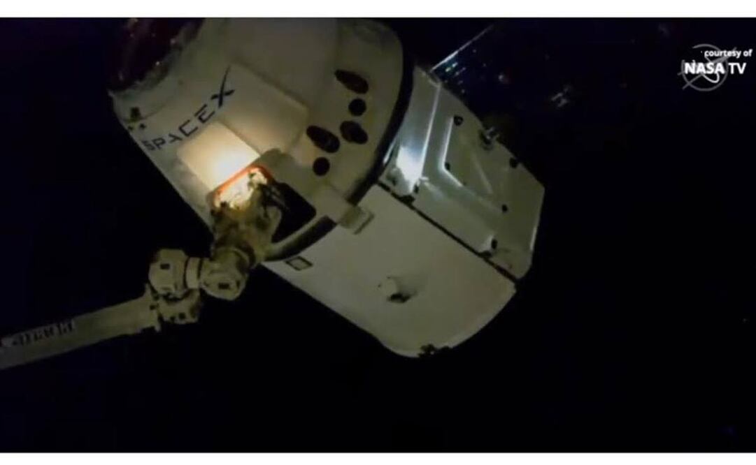 El cohete "Falcon 9", portando el nanosatélite al interior de la cápsula "Dragon", despegó el 5 de diciembre (Foto: EFE)