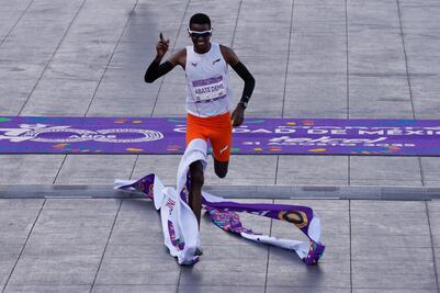 Etiopía conquista el Maratón de la Ciudad de México; Tadu Abate y Bekelech Gudeta se imponen en las calles capitalinas