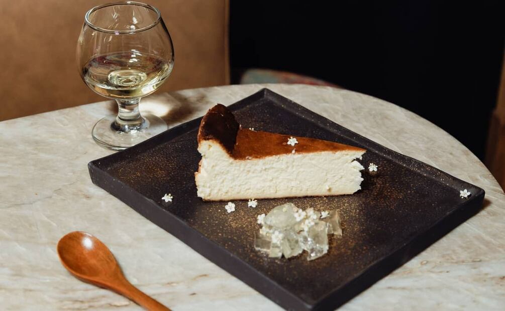 Cheesecake con gelatina de yuzu. Foto: Cortesía.
