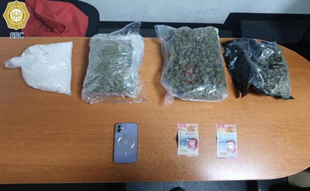 Detienen a dos presuntos implicados en homicidio de Magdalena Mixhuca; uno es menor de edad. Foto: Especial