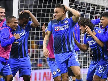 Con gol de 'Cabecita' Rodríguez, así fue la última victoria de Cruz Azul contra el América