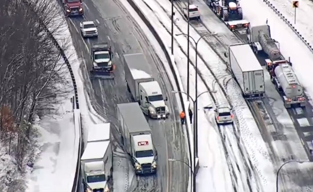 El Servicio Meteorológico Nacional estadounidense advirtió que debido a las condiciones meteorológicas "viajar podría ser casi imposible" en algunos lugares durante este fin de semana. Foto: X @NWS