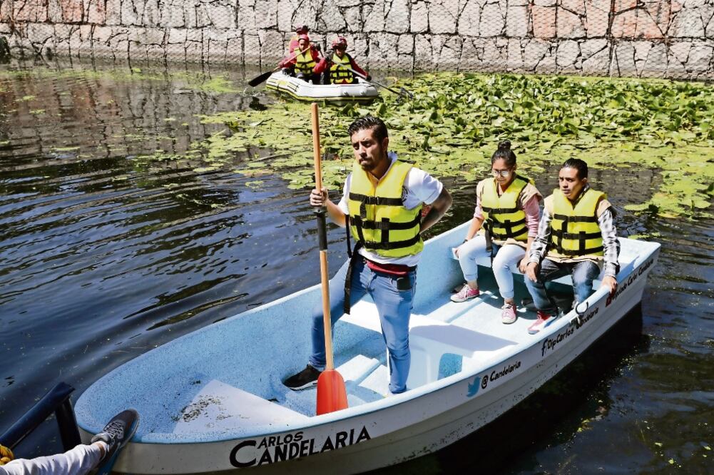 Los encargados de limpiar el canal inauguraron recorridos para impulsar el cuidado del lugar. (IRVIN OLIVARES. EL UNIVERSAL)