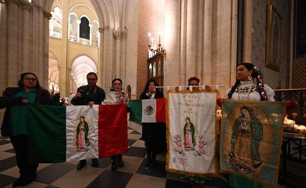 La comunidad mexicana en París aseguró que la Virgen de Guadalupe es la 'reina de América Latina'. Foto: AFP