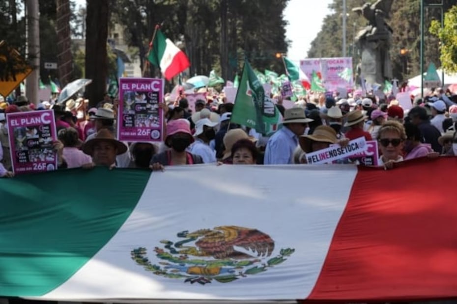 “Mi voto no se toca”; así se vivió la marcha en defensa del INE en el Edomex