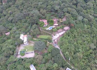 Revela Loret casas de la familia de “Napo”... y las 2 empresas de su hijo