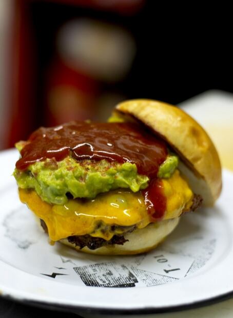 Esta es la hamburguesa que se convirtió en taco, conócela