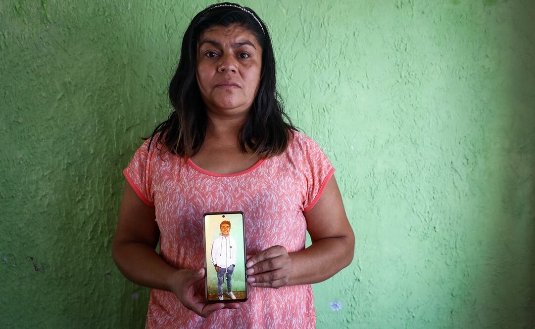 Hace una semana, Ana empacó la ropa y guardó las cosas de su hijo, pues para la familia Colmenares ver los objetos personales de Dilan es un lastimoso recordatorio de su ausencia. Fotos: Diego Simón/ El Universal.