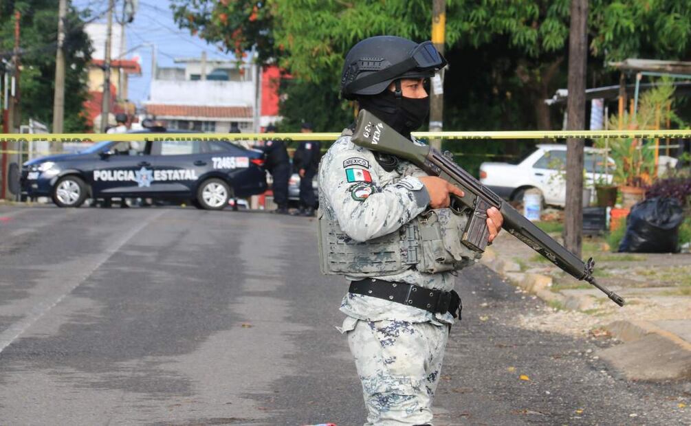 Elementos de seguridad arribaron al lugar donde sujetos armados atacaron a policías (05/02/2025). Foto: Luis Manuel López / EL UNIVERSAL