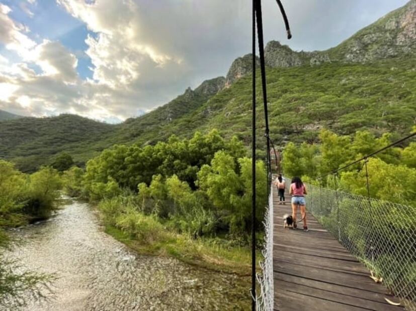 Cruza la Barranca de Metztitlán en una bicicleta voladora