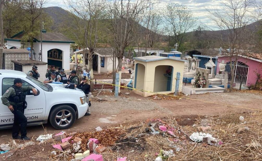 Los cuerpos serán exhumados de varios cementerios en Sinaloa (24/06/2025). Foto: Cortesía