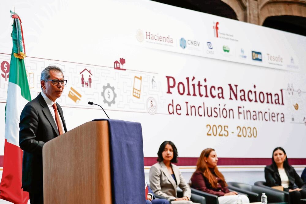 El Consejo Nacional de Inclusión Financiera presentó la Política Nacional de Inclusión Financiera 2025-2030, en un evento encabezado por el secretario de Hacienda, Edgar Amador Zamora. Foto: de Diego Simón. Sánchez. El Universal