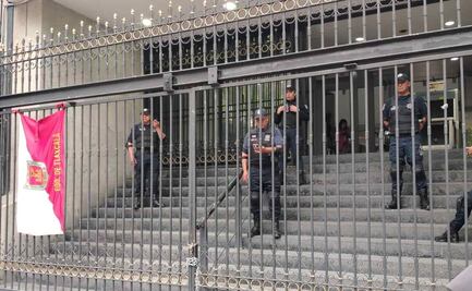Segob señala a campesinos y transportistas de usar cadenas y candados para cerrar accesos; refrenda disposición al diálogo