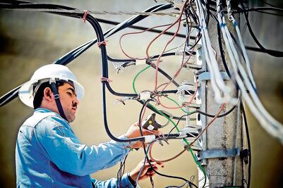 Tarifas eléctricas bajarán en septiembre
