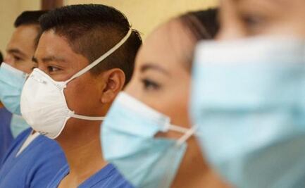 Pasantes de medicina anuncian paro de actividades en Nuevo León; exigen ser vacunados contra Covid-19