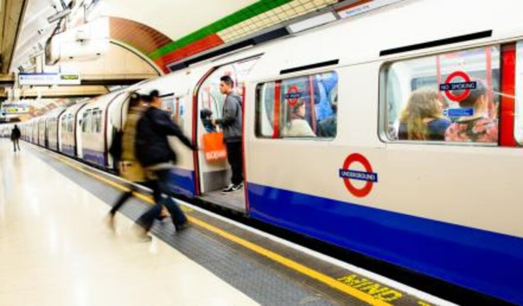 ¿A dónde ir con 100 pesos viajando en Metro?