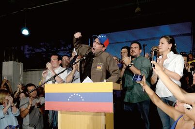 Inhabilitación de Capriles aglutina a la oposición