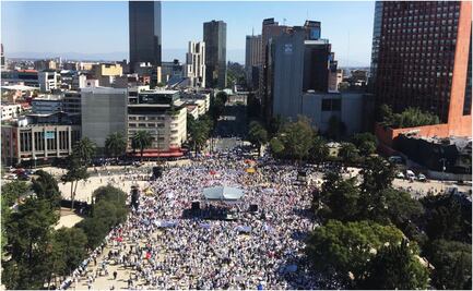 Concluye marcha anti-AMLO con minuto de silencio por familia LeBarón