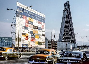 Así surgió la singular torre de Tlatelolco y sus 47 campanas