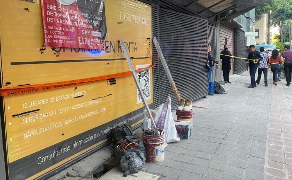 El accidente ocurrió en la calle Nápoles casi esquina con Londres de la colonia Juárez. Foto: Valente Rosas. EL UNIVERSAL