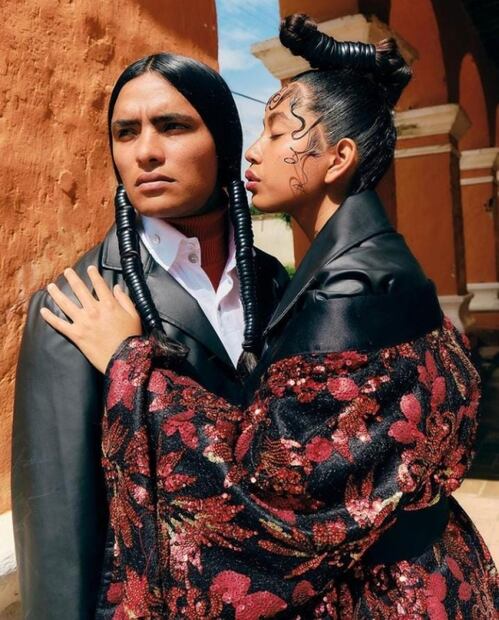 Ella es Karen Vega, la primera modelo oaxaqueña en portada de Vogue